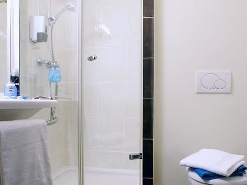 Akena Hotel 3*